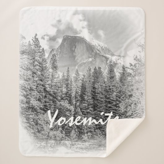 Yosemite's Half Dome im Winter mit Yosemite Text Sherpadecke (Vorderseite)