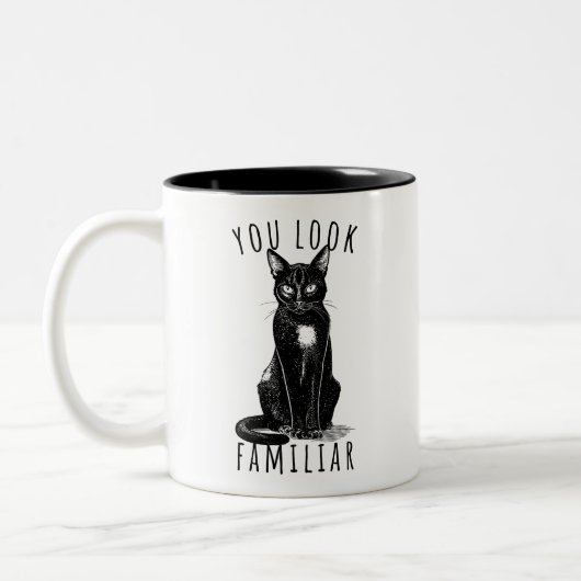 You Look Familiar Black Cat Feeling Magical Witch Zweifarbige Tasse (Links)