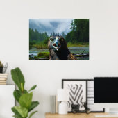 Young Bald Eagle und Misty Alaskan River Poster (Heimbüro)