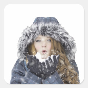 Young beautiful girl in winter quadratischer aufkleber