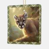 Young Cougar Wildlife Portrait Personalisiert Keramikornament (Links)