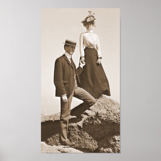 Young Couple Sepia 1915 Poster (Vorne)