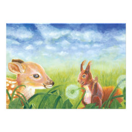 Young Fawn and Eichhörnchen on Spring Meadow Fotodruck