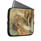 Young Girls at Piano von Pierre Renoir Laptopschutzhülle (Vorne Rechts)
