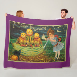 Young Hexe's Brew: Pumpkin Men on Magick Altar Fleecedecke