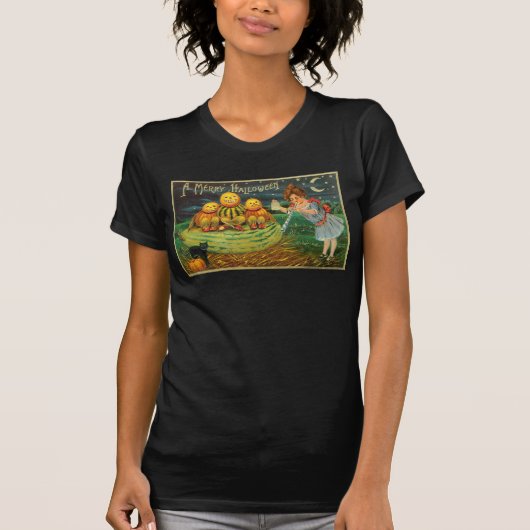 Young Hexe's Brew: Pumpkin Men on Magick Altar T-Shirt (Vorderseite)