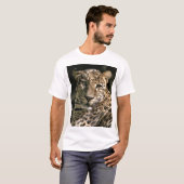 Young Leopard Cub Art Geschenke T-Shirt (Vorne ganz)