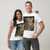 Young Leopard Cub Art Geschenke T-Shirt (Unisex)