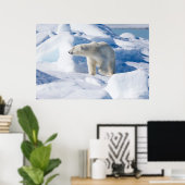 Young Male Polar Bear Poster (Heimbüro)
