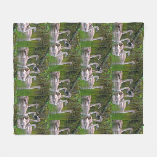 Young Swans Fleecedecke (Vorderseite (Horizontal))