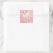 Young white cat 2 quadratischer aufkleber (Tasche)