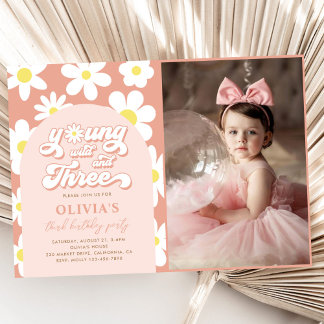 Young Wild and Three Boho Daisy 3. Geburtstag Foto Einladung