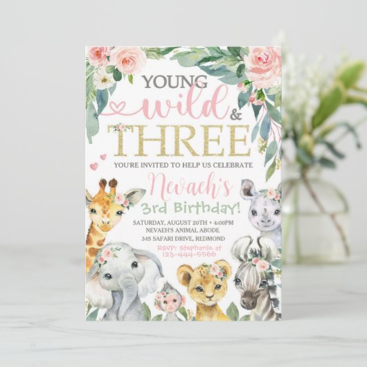 Young Wild and Three Einladung | Safari Birthday (Stehend Vorderseite)