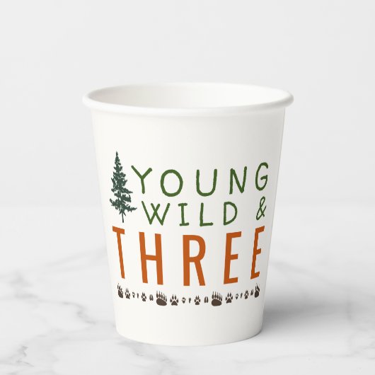 Young Wild and Three Forest Birthday Party Pappbecher (Rückseite)