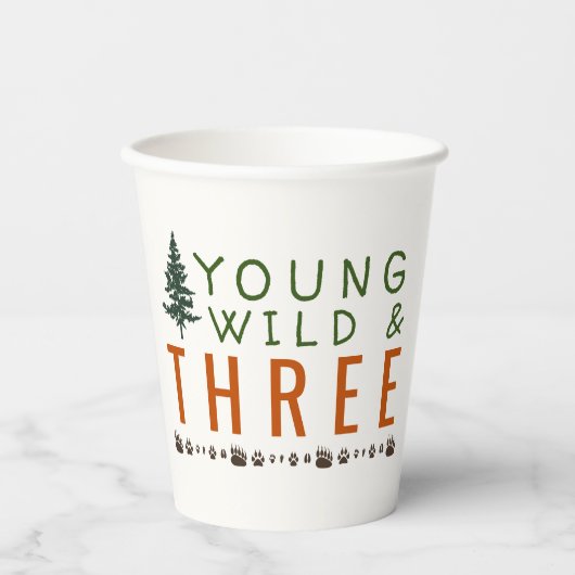 Young Wild and Three Forest Birthday Party Pappbecher (Vorderseite)