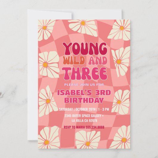 Young Wild and Three | Groovy Daisy Dritter Geburt Einladung (Vorderseite)