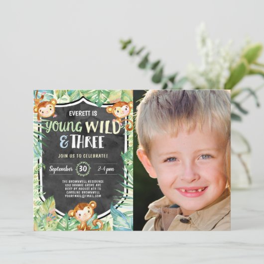 Young Wild and Three Jungle Birthday Party Foto Einladung (Stehend Vorderseite)