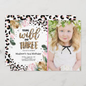 Young Wild and Three Jungle Leopard Print Geburtst Einladung (Vorne/Hinten)