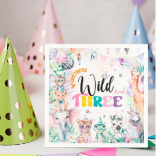 Young Wild and Three Safari Animals Girl zum Gebur Serviette