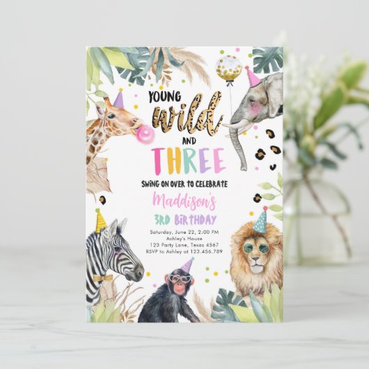 Young Wild and Three Safari Party Animals Geburtst Einladung (Stehend Vorderseite)