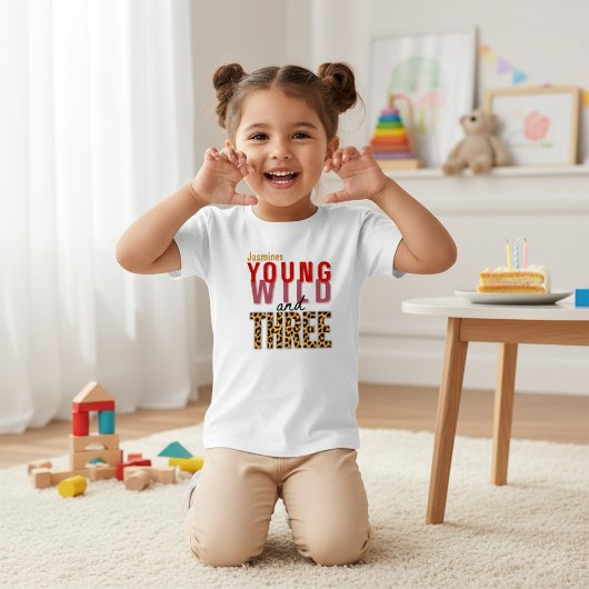 Young Wild and Three Tiger Tropical Birthday Kleinkind T-shirt