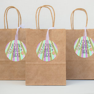 Young, Wild & Three B-Day Gunst-Aufkleber Kühl Runder Aufkleber