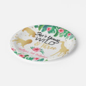 Young Wild & Three Girls Pappteller (Schrägansicht)