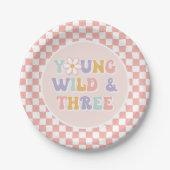 Young Wild Three Groovy Pink Daisy Schachbrett Pappteller (Vorderseite)
