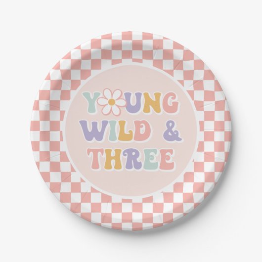 Young Wild Three Groovy Pink Daisy Schachbrett Pappteller (Vorderseite)