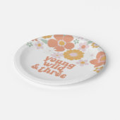 Young Wild Three Retro Floral Geburtstag Pappteller (Schrägansicht)