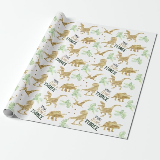 Young wild und Three Elegant Golden Dinosaurier Geschenkpapier (Ungerollt)