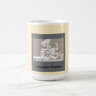 young woman in a yoga pose kaffeetasse