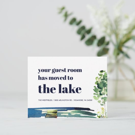 Your Guest Room Has Moved to the Lake New Home Ankündigung (Stehend Vorderseite)