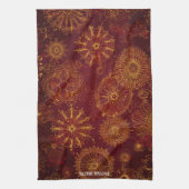 Yuletide Opulence: Goldene Weihnachtsdinge Geschirrtuch (Vertikal)