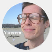 Yummm Runder Aufkleber (Vorderseite)