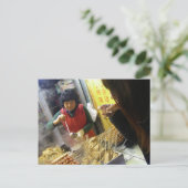 Yummy!/Korean Tempura Vendor, Seoul, Südkorea Postkarte (Stehend Vorderseite)