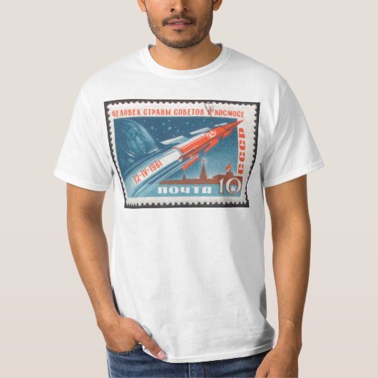 Yuri Gagarin Wostok 1 ist 1. Mann im Raum T-Shirt (Vorderseite)