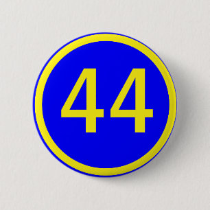 Zahl, 44, in einem Kreis Button