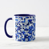Zahlreiche kleine Plätze, blaue Farbtöne Tasse (Links)