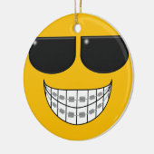 Zahnarzt-Klammern sind coole Verzierung Keramikornament (Links)