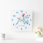 Zahnarzt Monogram Niedlich Toothbrush Happy Tooth Quadratische Wanduhr (Zuhause)