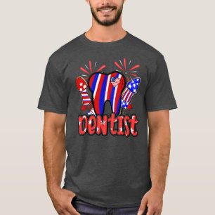 Zahnarzt Zahn Feuerwerk Amerikanische Flagge Denta T-Shirt