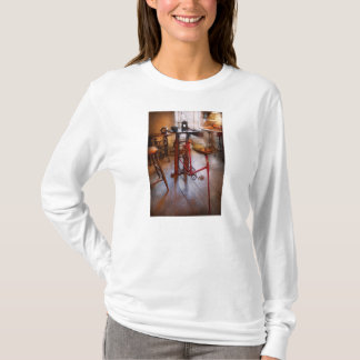 Zahnärzte - Körperlich anspruchsvolle Arbeit T-Shirt