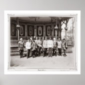 Zar Nicholas II (1868-1918) stehend in der Garde Poster (Vorne)