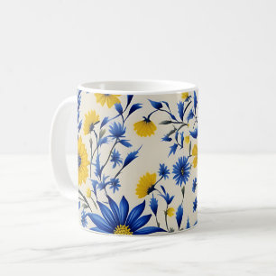 Zarte Blumenblumen und gelbe Blumen Kaffeetasse