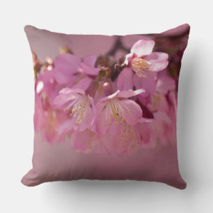 Zarte rosa Sakura-Kirschblüten Bouquet Kissen