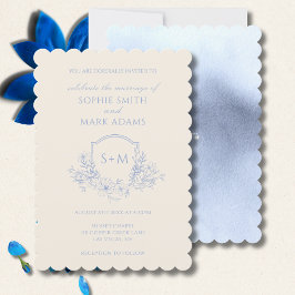 Zarte Staubblaue Florale Monogramm-Wappen-Hochzeit Einladung