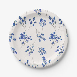 Zartes blaues Blumendesign Pappteller