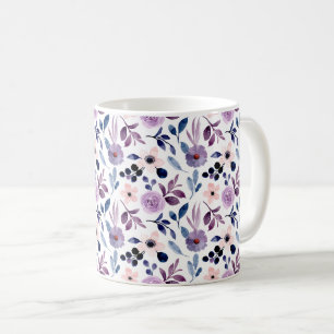 Zartes Blumendesign mit navyblauen Lavendelblätter Kaffeetasse