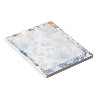 Zartes Blumenmuster in Aquarellfarben in Pastellfa Notizblock